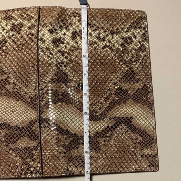 ANTONIO MELANI Brown Textured Leather Travel Wallet - Picture 10 of 12